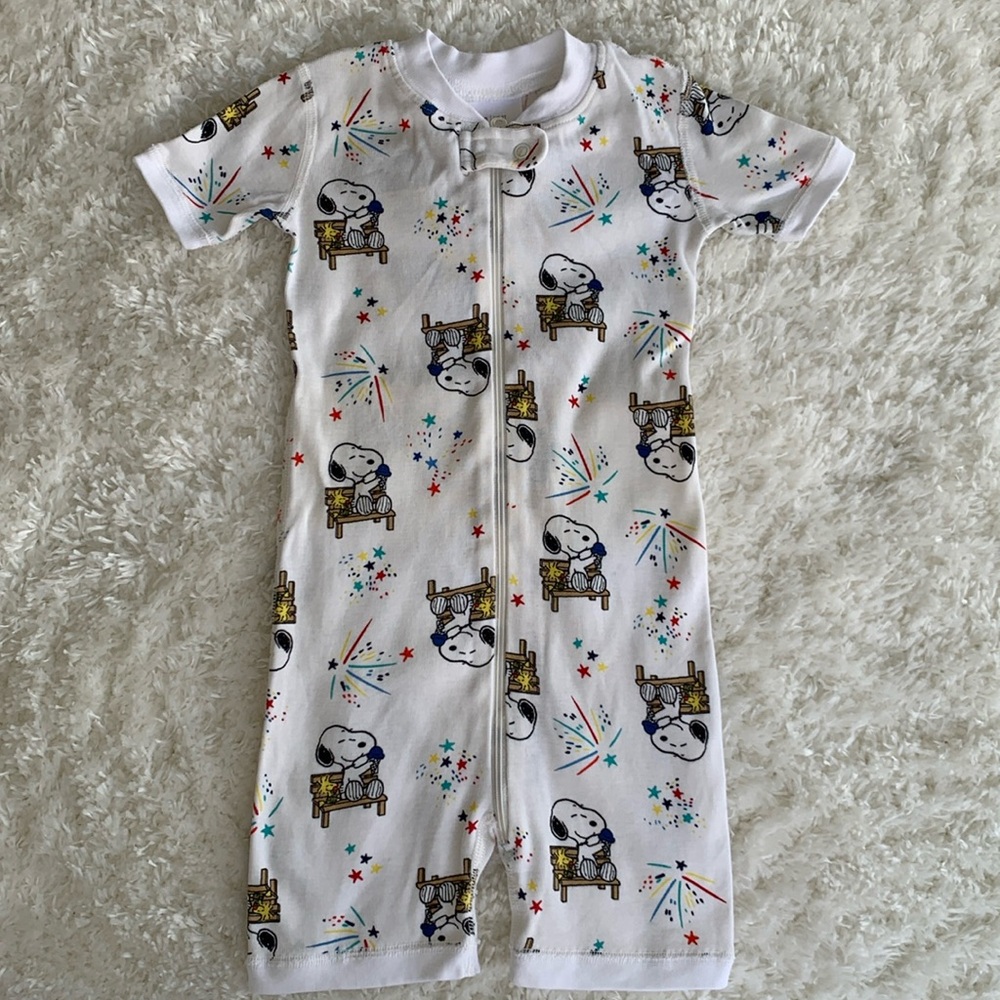 Hanna Anderson X Peanuts Snoopy Fireworks Onsie Zip Up Sleeper